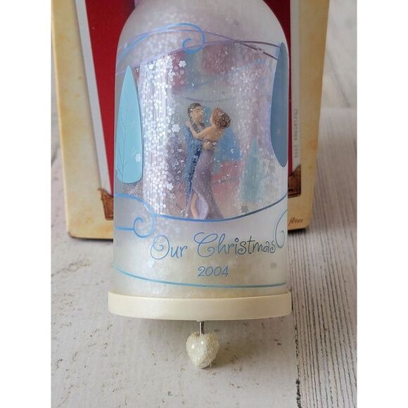 Hallmark our Christmas 2004 ornament Xmas couple love - Picture 3 of 9